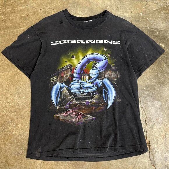 Vintage Scorpions Wind Of Change Band Tee‎ Shirt Large  Faded and Distressed - Picture 1 of 5